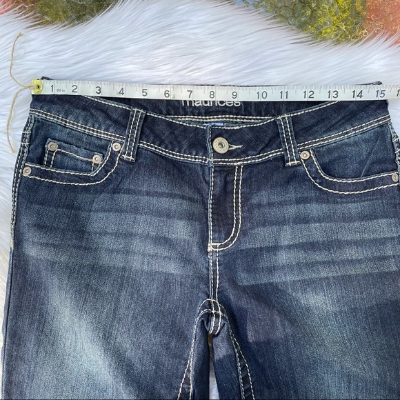 Maurices Straight Leg Jeans Dark Whisker Wash Size 5/6 - Picture 6 of 9